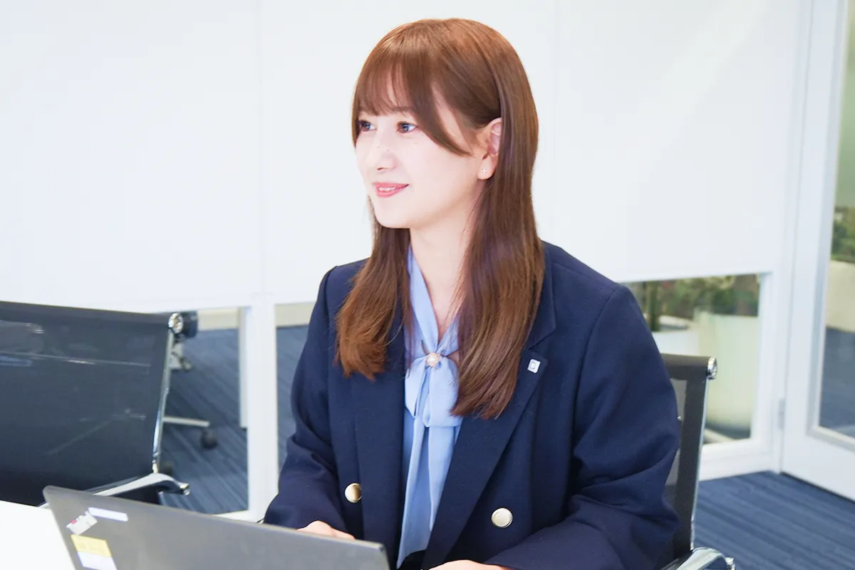 new-graduate-pc.webp